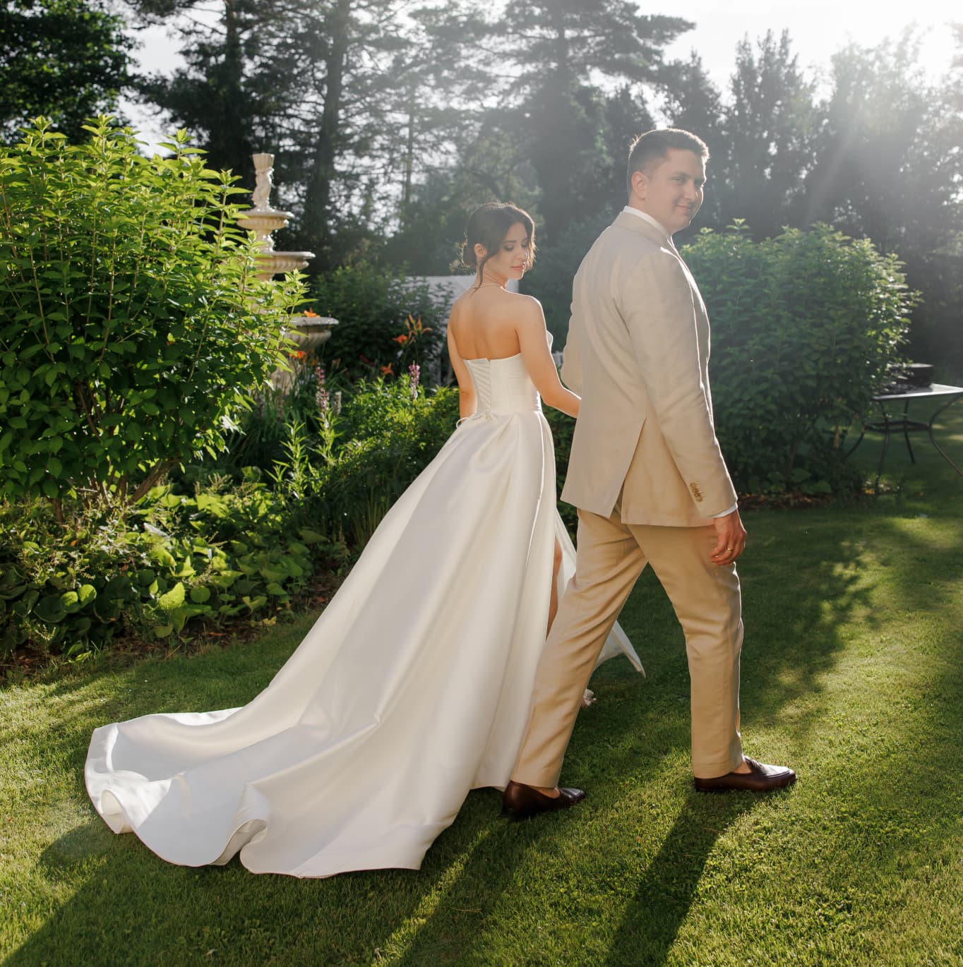 “Quiet Bloom
of June” right background