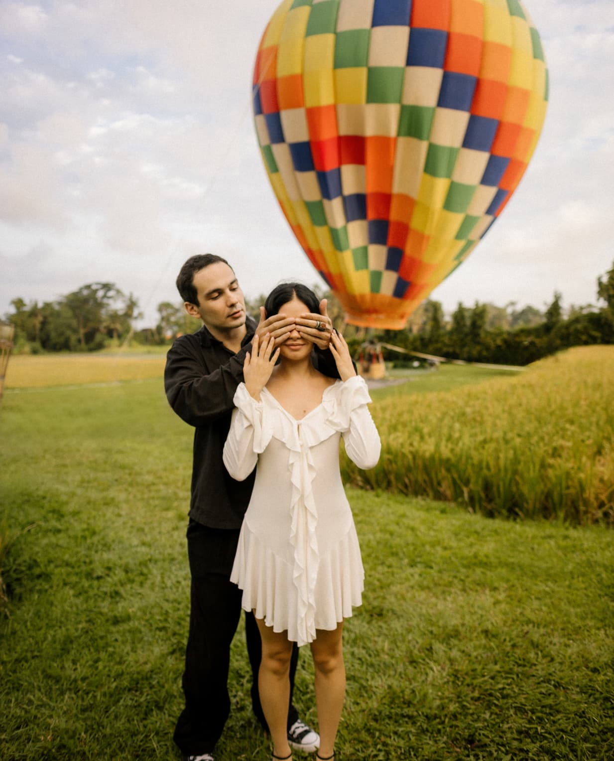 Celestial Hearts: Hot Air Balloon Ride - image 8