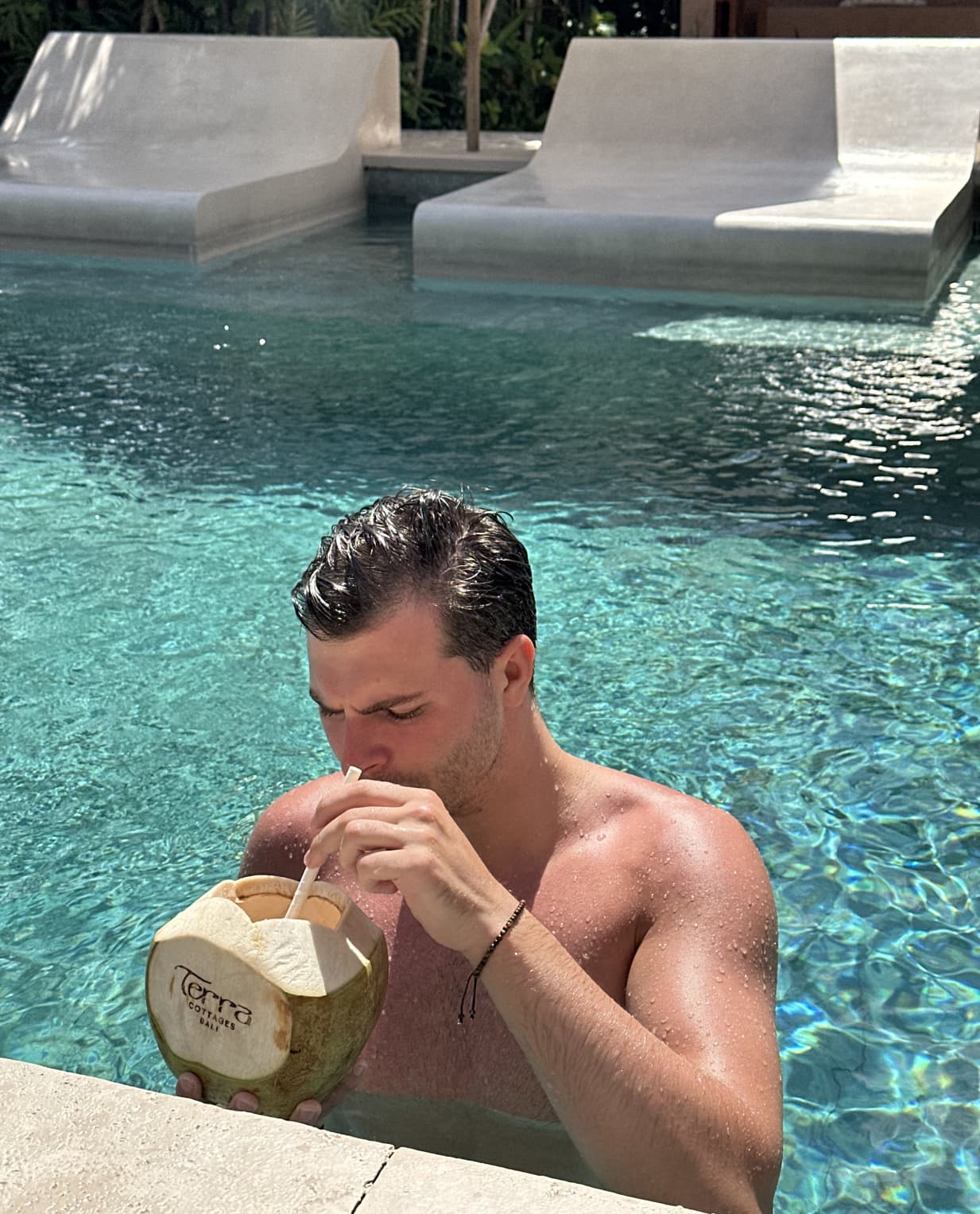 Ethereal Waves: Floating Sound Healing Experience - image 3